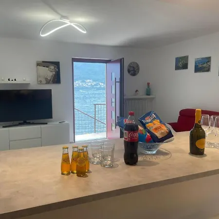 Aurora Сasa de vacaciones Sala Comacina